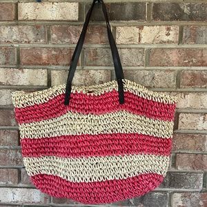 Super Cute Straw Beach Bag Totebag 🛍️